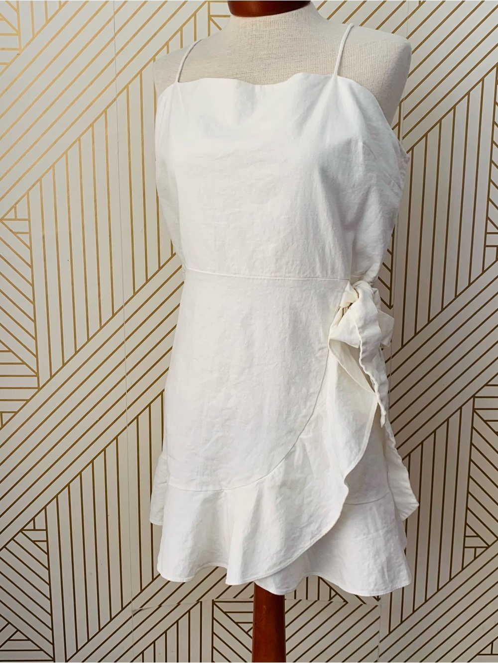 Express Linen Blend spaghetti straps  Tie Wrap dress Mini dress ruffle hem XL